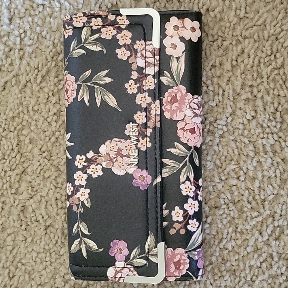 Nine West Floral Women's Wallet NWOT